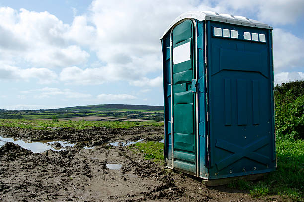 Best VIP or Luxury Restroom Trailers  in Hometown, PA